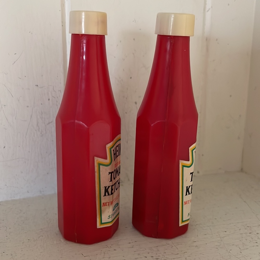 Vintage red Heinz salt & pepper shakers. - Picture 4 of 6